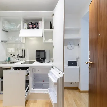 Design - Spadolini, Campus Bocconi Apartment Mailand
